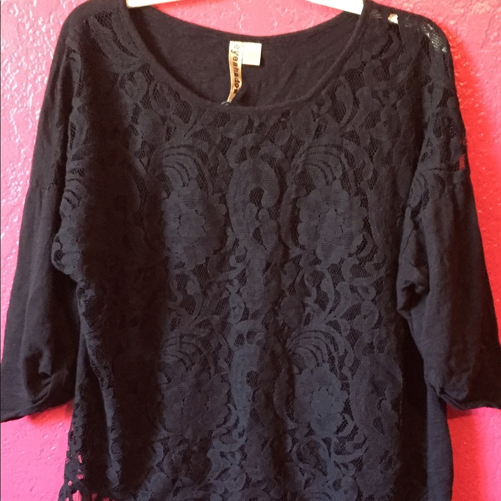 Plus Size black lace print top